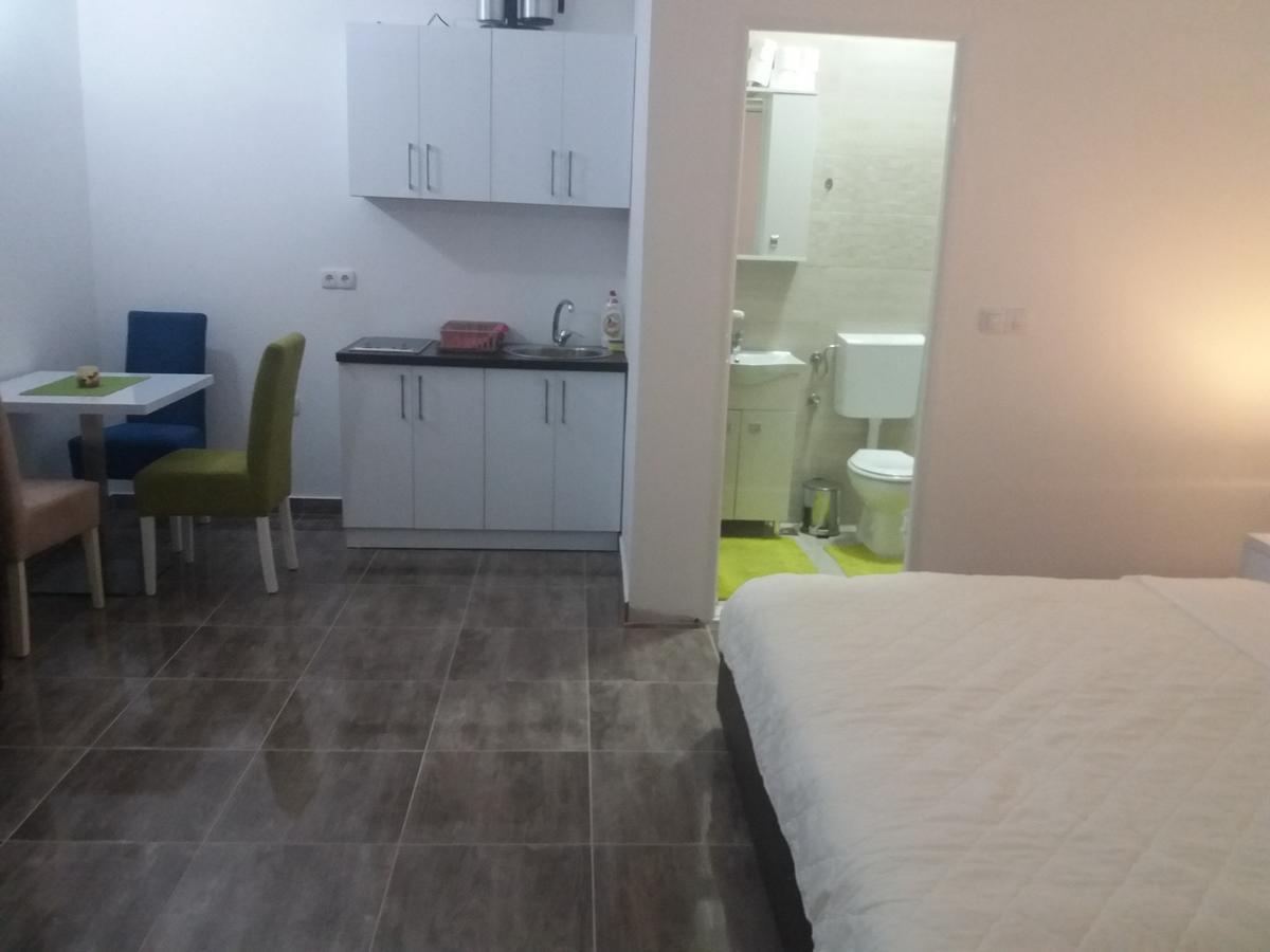 Zara Apartments Ulcinj Exterior photo